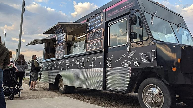 Hoe begin je je eigen food truck?